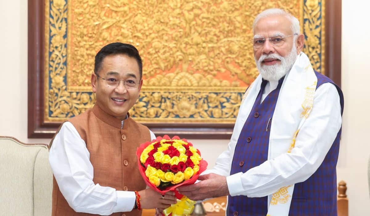 Chief Minister of Sikkim meets Prime Minister