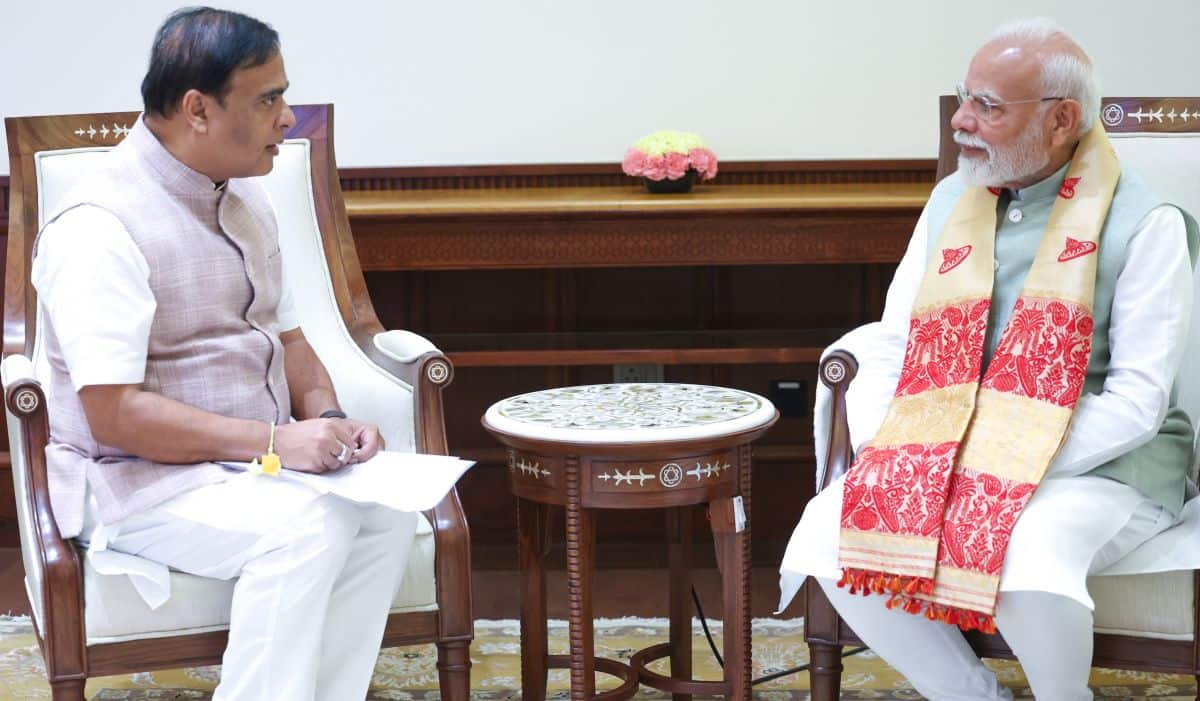 Chief Minister of Assam meets Prime Minister