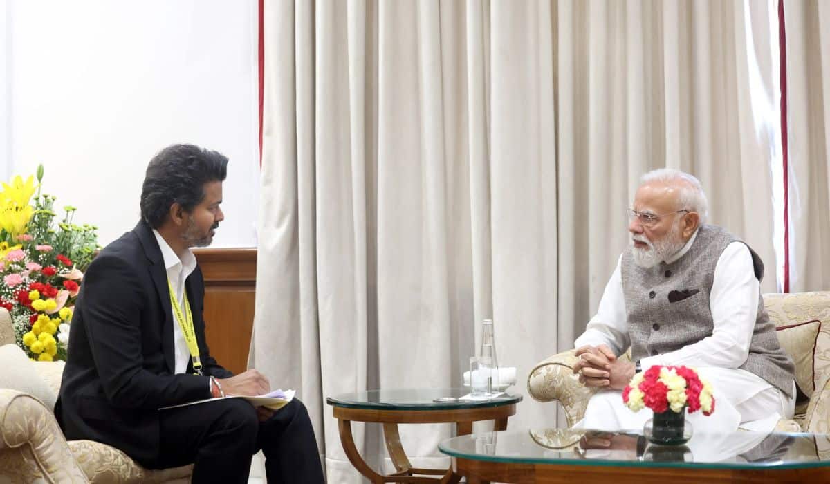 Chief Minister of Tamil Nadu meets Prime Minister