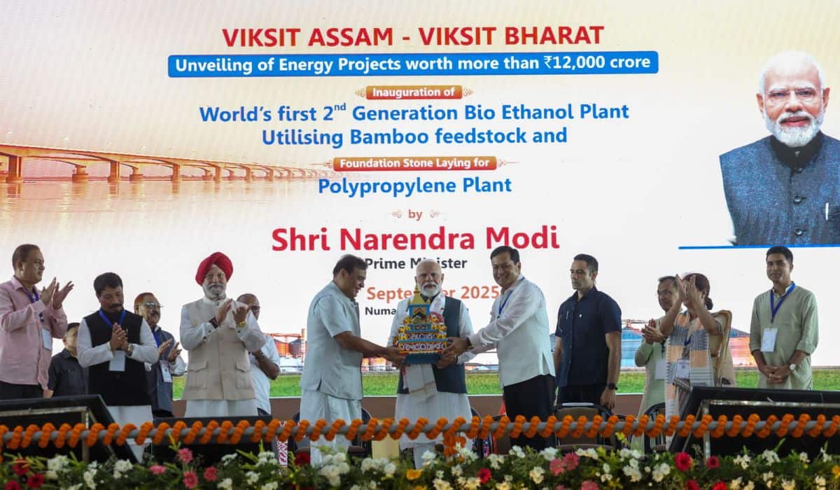 প্রধান মন্ত্রী শ্রী নরেন্দ্র মোদীনা অসামগী গোলাঘাত্ত বাইওইথানোল প্লান্ত শঙ্গাখ্রে, পোলিপ্রোপাইলিন য়ুনিতকী উরেপ-উয়ুং তমখ্রে