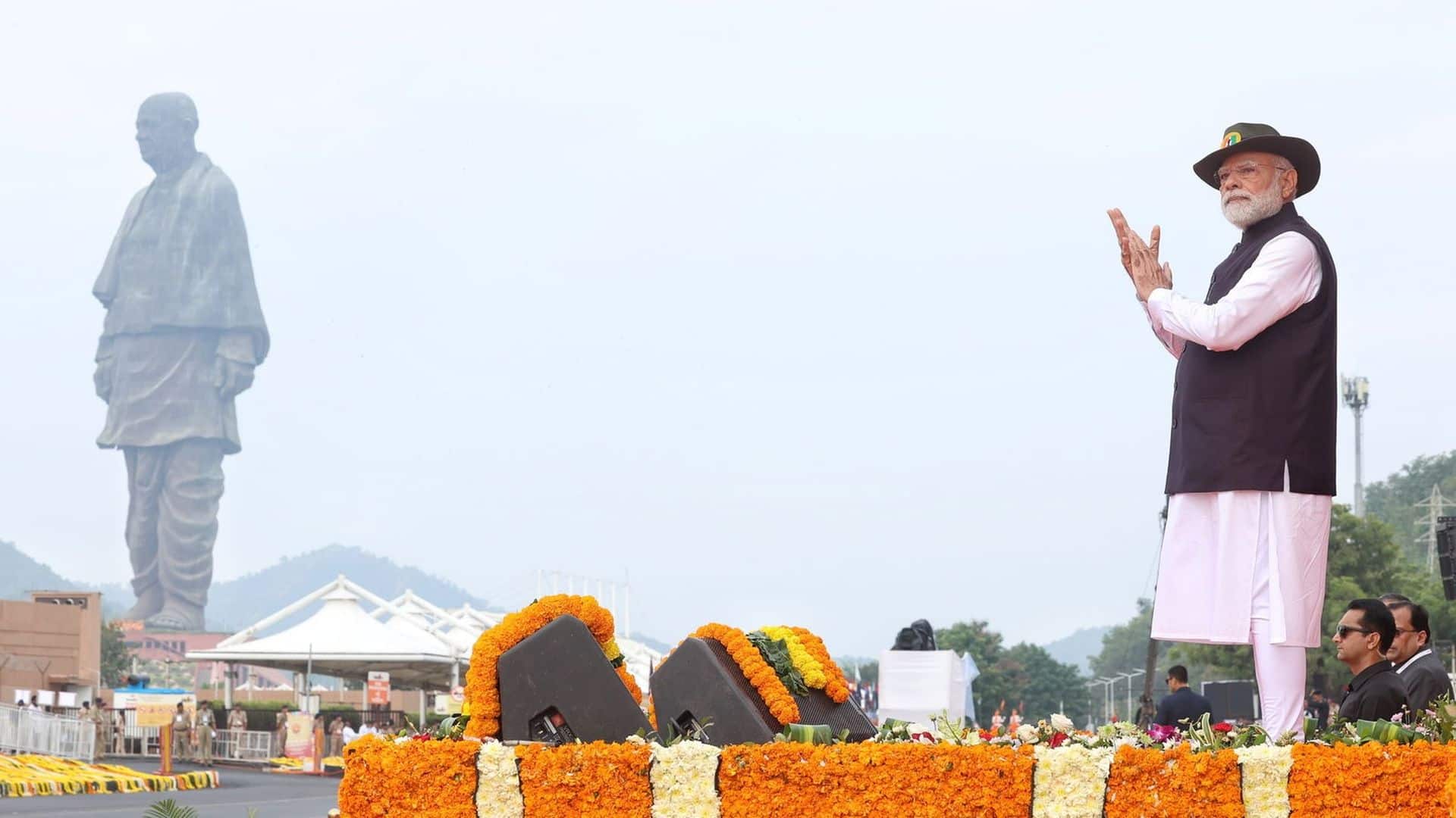 പ്രധാനമന്ത്രി ശ്രീ നരേന്ദ്ര മോദി ​ഗുജറാത്തിലെ കെവാഡിയയിൽ രാഷ്ട്രീയ ഏകതാ ദിവസ് പരിപാടിയെ അഭിസംബോധന ചെയ്തു