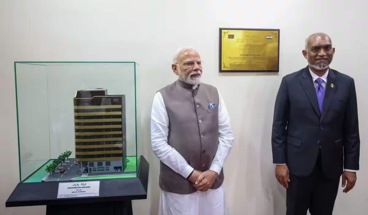 PM Modi and President of Maldives jointly inaugurate the Ministry of Defence building of Maldives