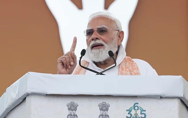 PM Modi Leads International Yoga Day Event In Kolkata, Says It Has Become 'World's Biggest Festival'