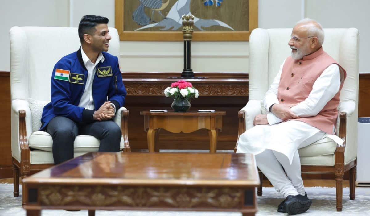 Shubhanshu Shukla meets PM Modi