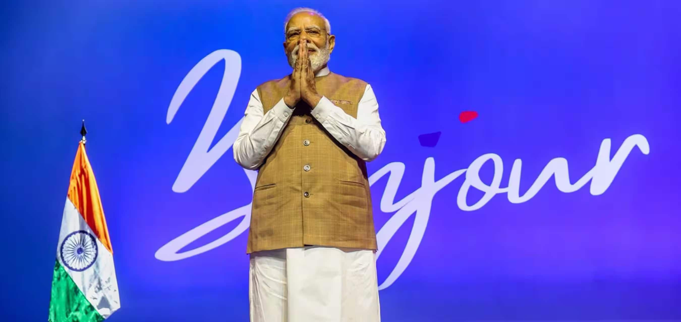 વડાપ્રધાનએ પેરિસમાં ભારતીય સમુદાયને સંબોધન કર્યું.