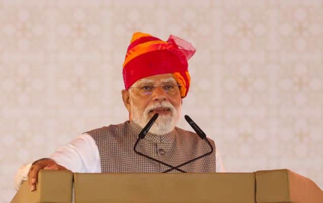 PM Modi Explains How India Overcame the West Asia Energy Crisis, Slams Opposition for Fear-Mongering