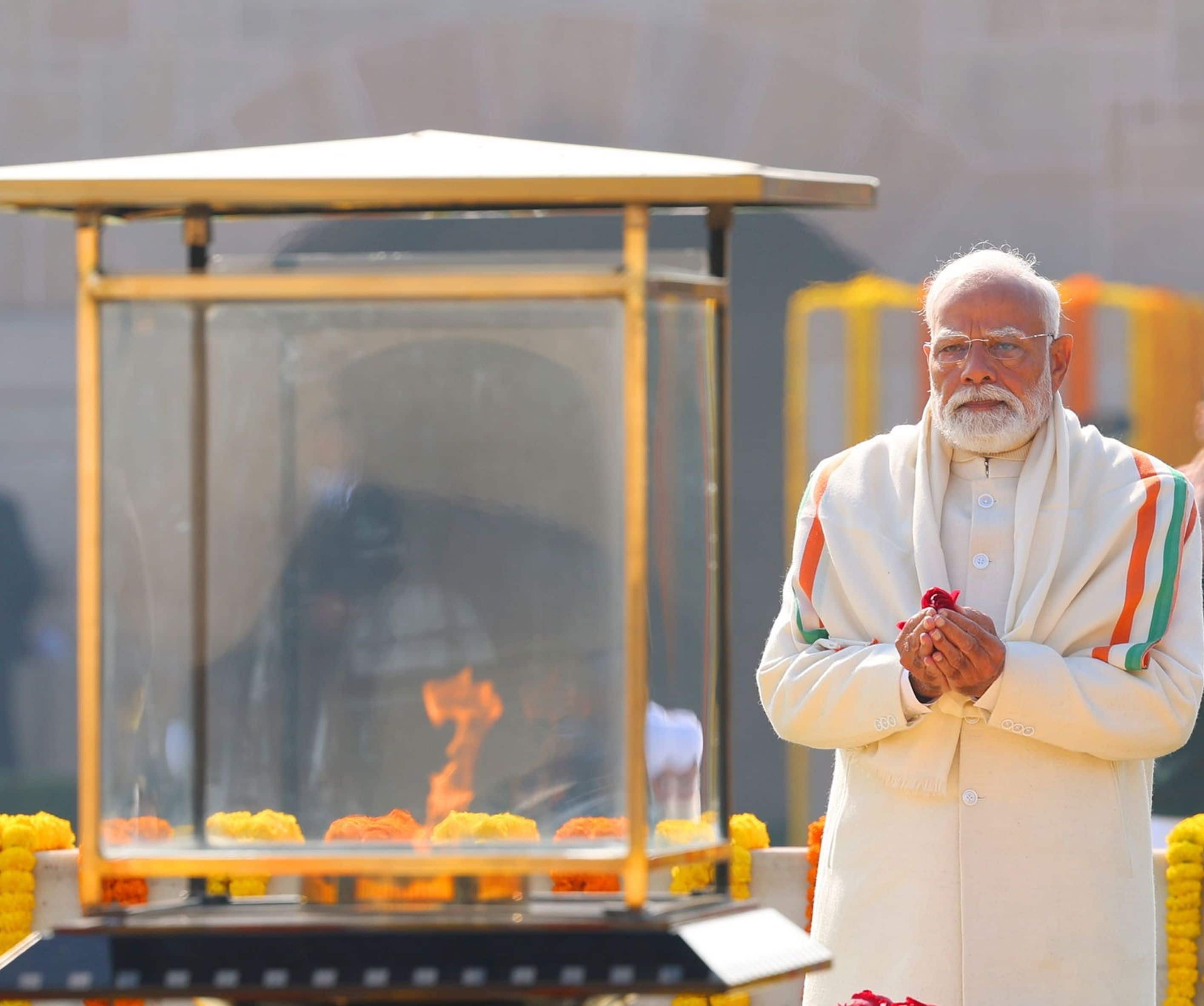 Prime Minister pays homage to Father of the Nation, Mahatma Gandhi at Rajghat