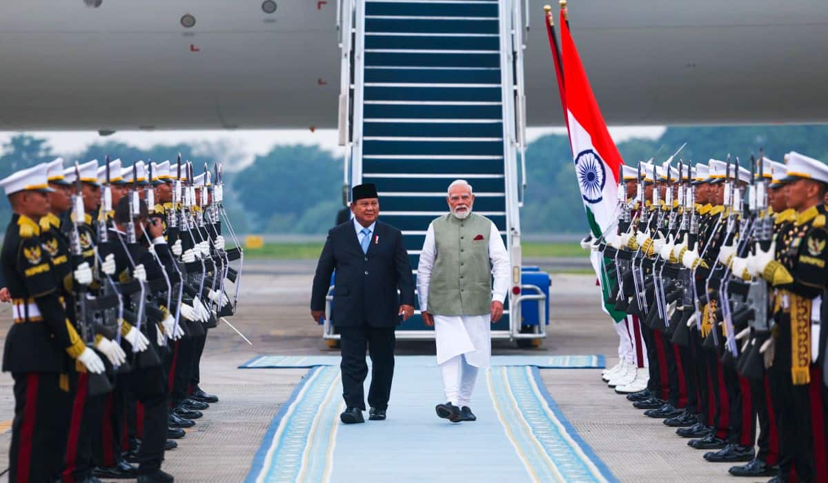 PM Modi arrives in Jakarta
