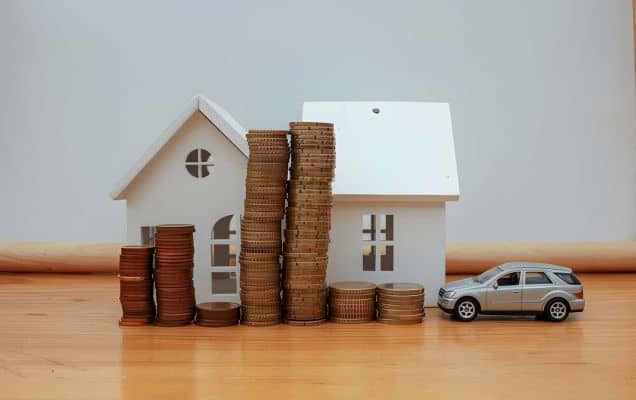 Household savings rise to 21.7% of GDP in FY25: Govt 
