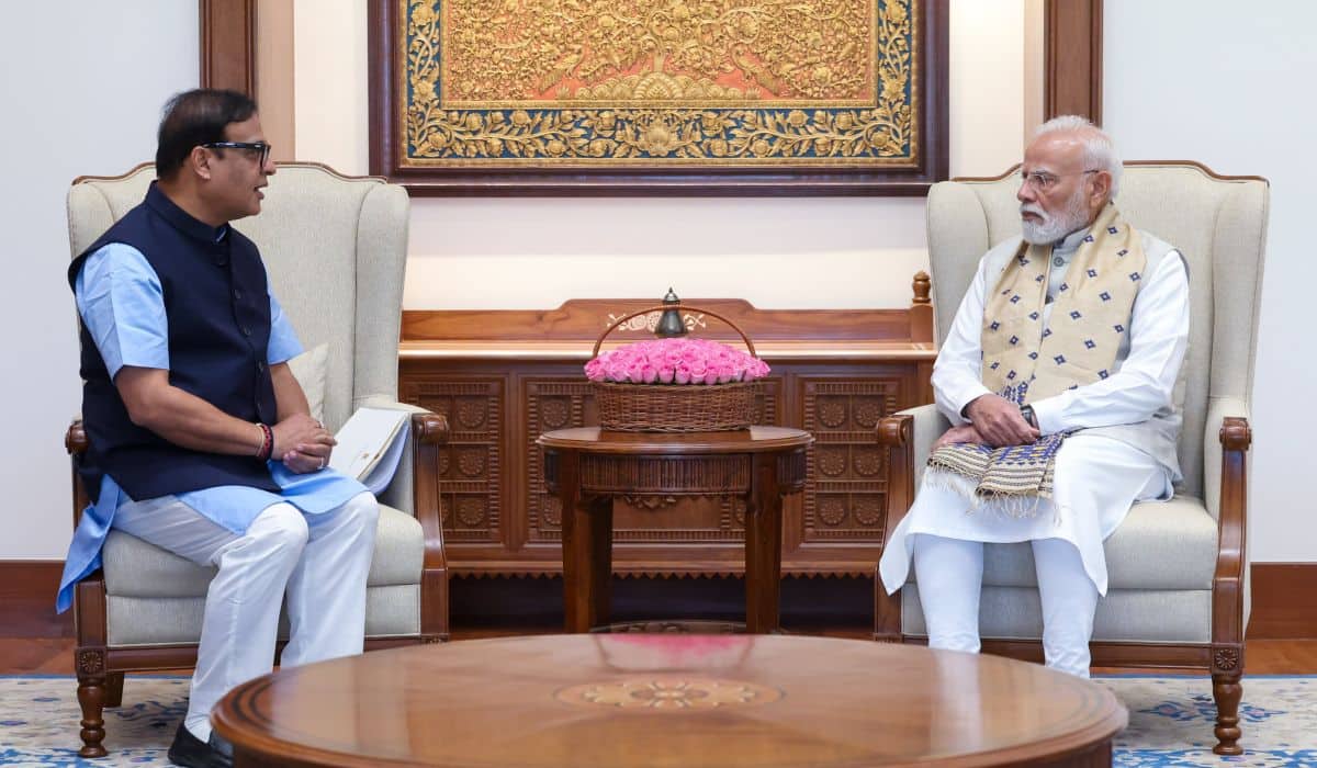 Chief Minister of Assam meets Prime Minister