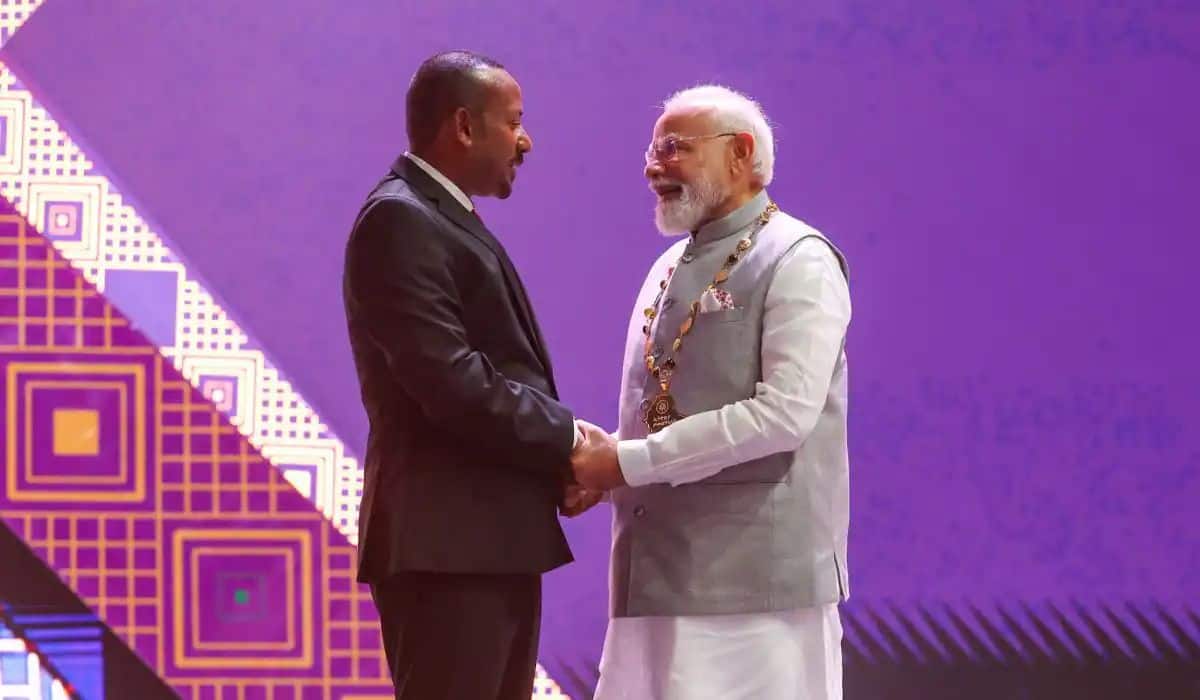 Prime Minister receives the highest award of Ethiopia