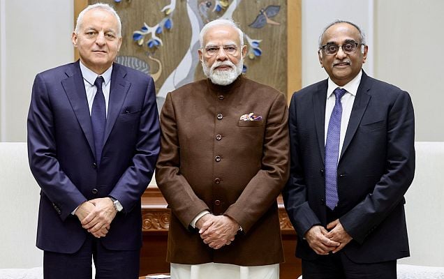 Rolls-Royce CEO calls on PM Modi, shares plans to be part of Viksit Bharat 