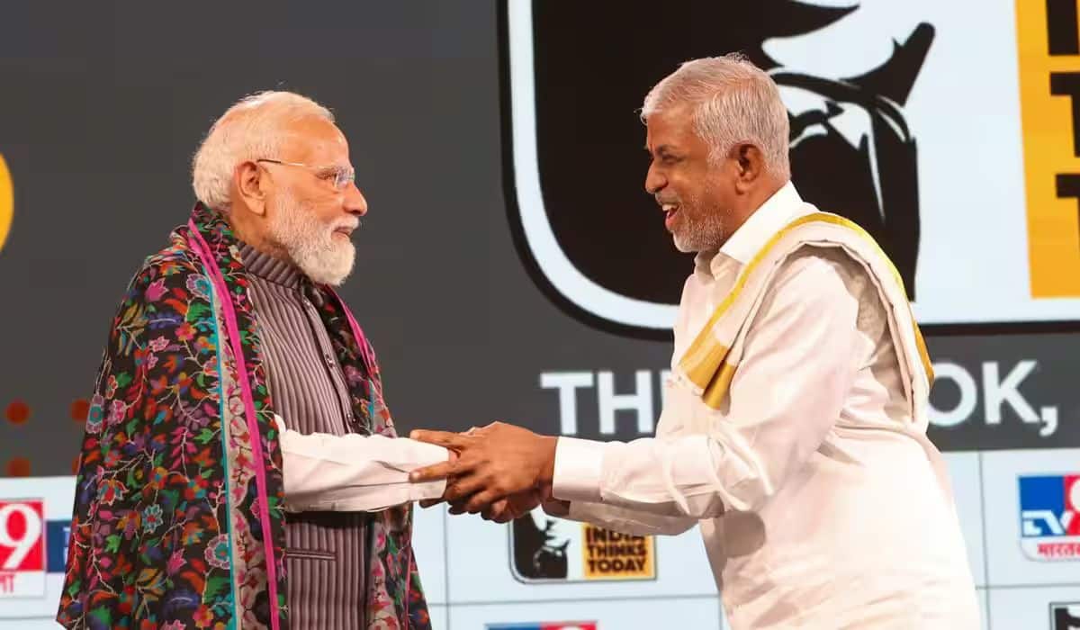 Prime Minister Shri Narendra Modi addresses TV9 Network Summit