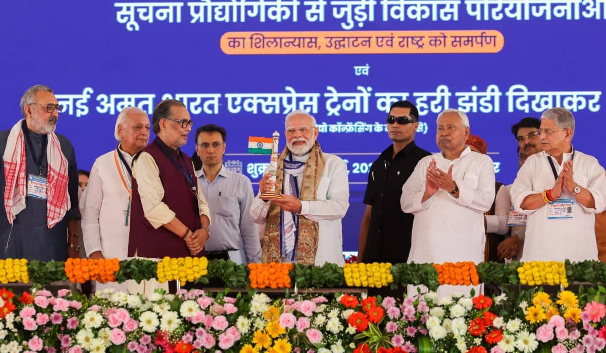 PM Modi lays foundation stone, inaugurates development works worth over Rs 7,000 Crore in Motihari, Bihar