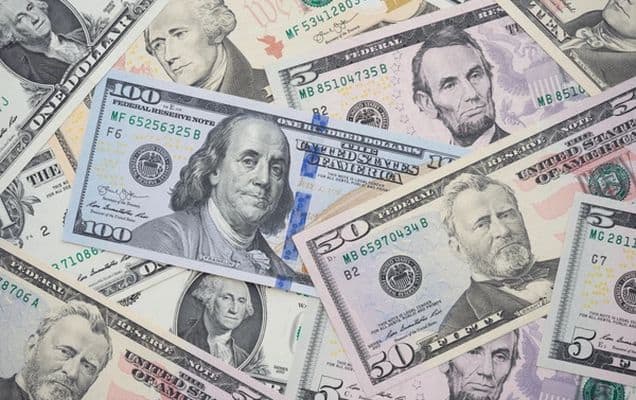 India’s forex reserves rise by $3.29 billion to $696.61 billion as of December 26, 2025