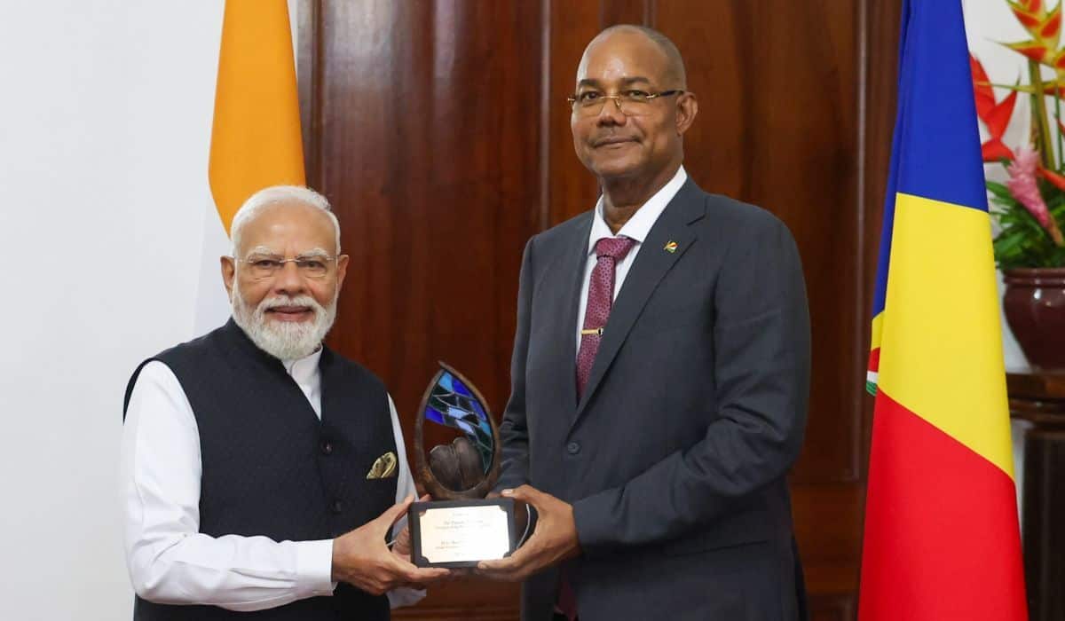 Prime Minister honoured with ‘Guardian of the Blue Horizon’ Presidential Distinction