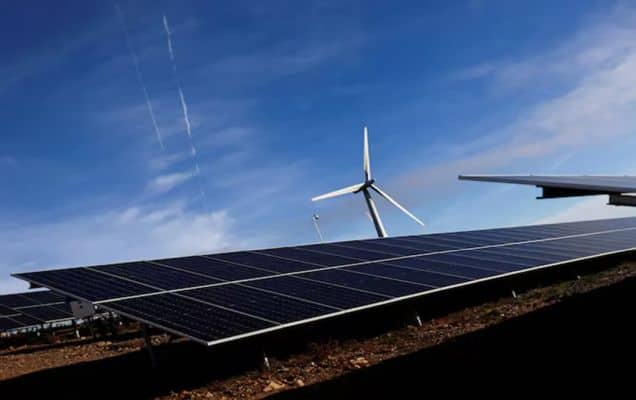 43-GW wind pipeline sets up India for capacity surge; turbine capacity hits 24 GW 