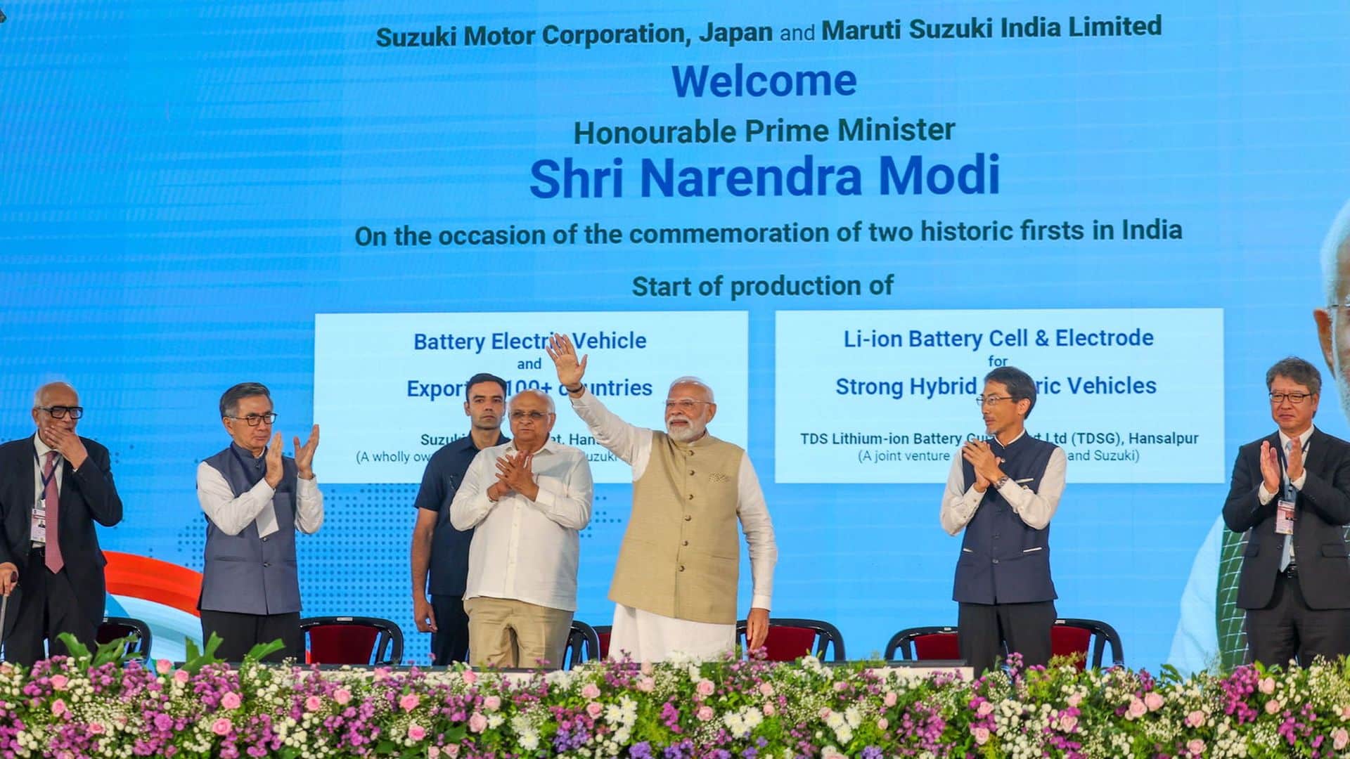 PM Modi inaugurates the green mobility initiatives in Hansalpur, Gujarat