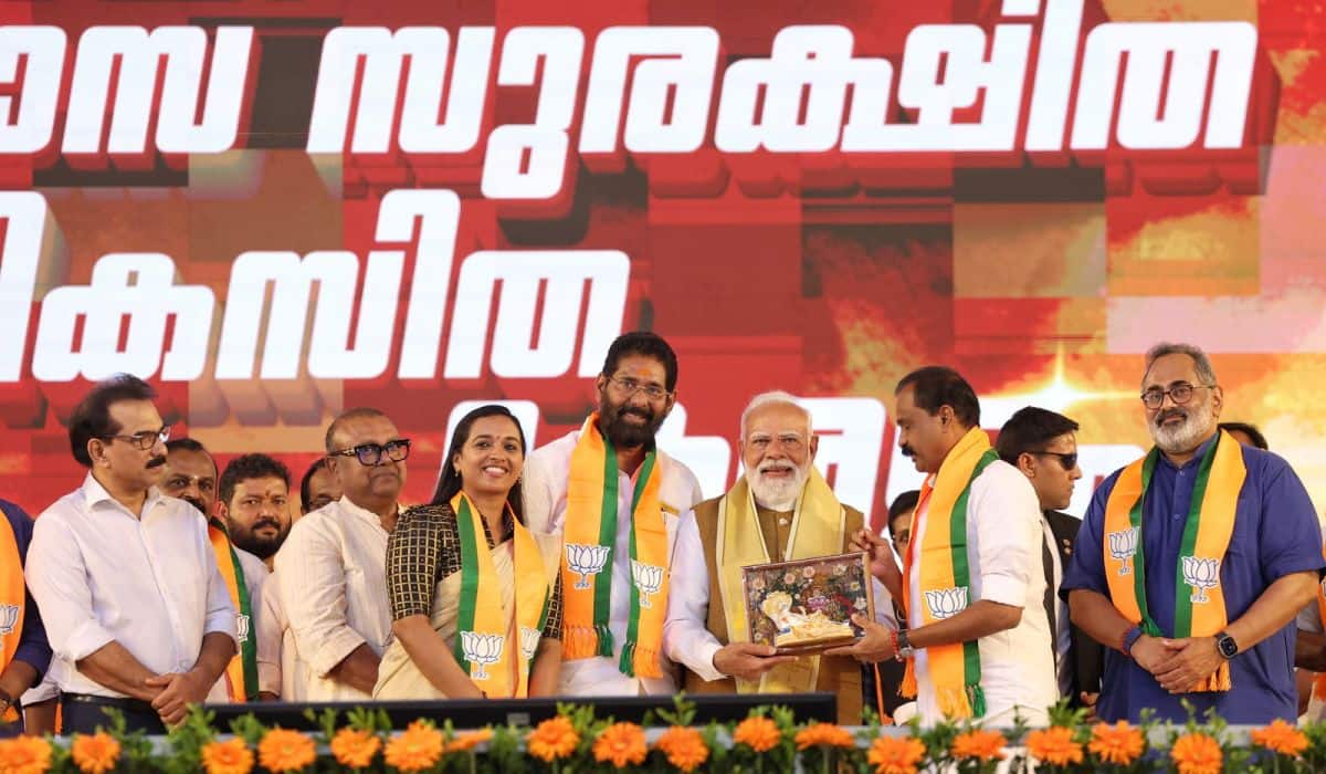 Huge crowd turns up as PM Modi addresses rally in Thiruvananthapuram, Kerala