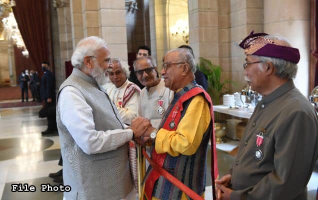 પ્રધાનમંત્રી શ્રીએ જાણીતા સાહિત્યકાર ડૉ. રજત કુમાર કરના નિધન પર શોક વ્યક્ત કર્યો