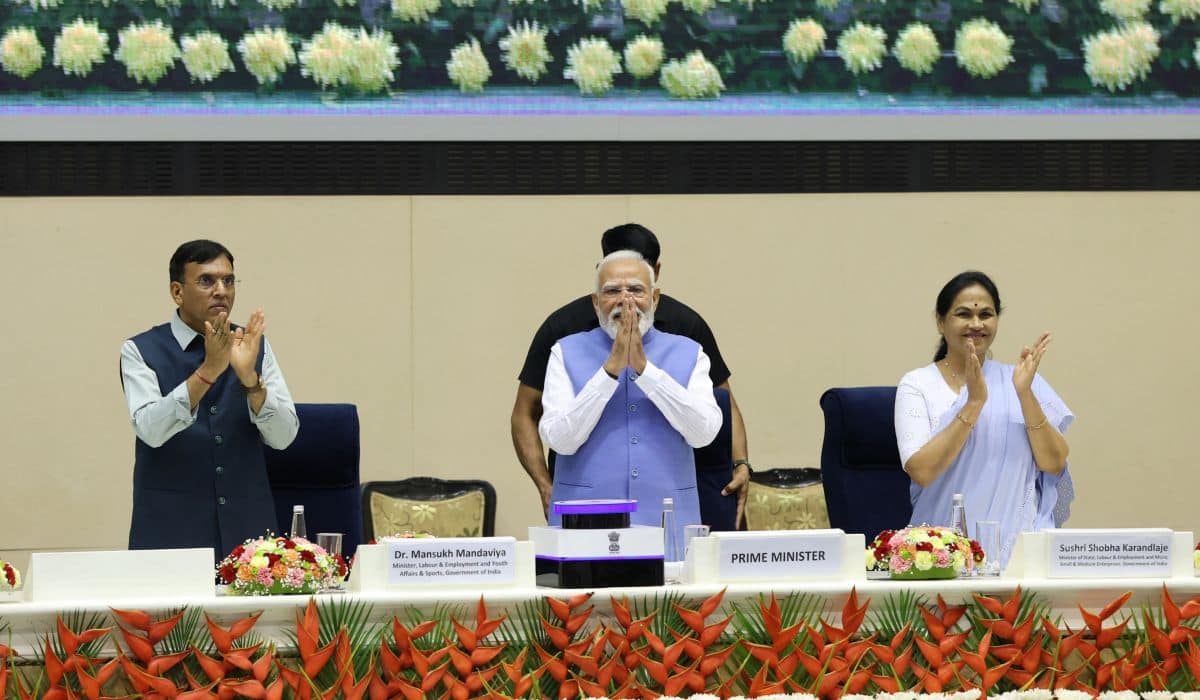 PM Modi disburses incentives worth around ₹2,400 crore under the Pradhan Mantri Viksit Bharat Rozgar Yojana
