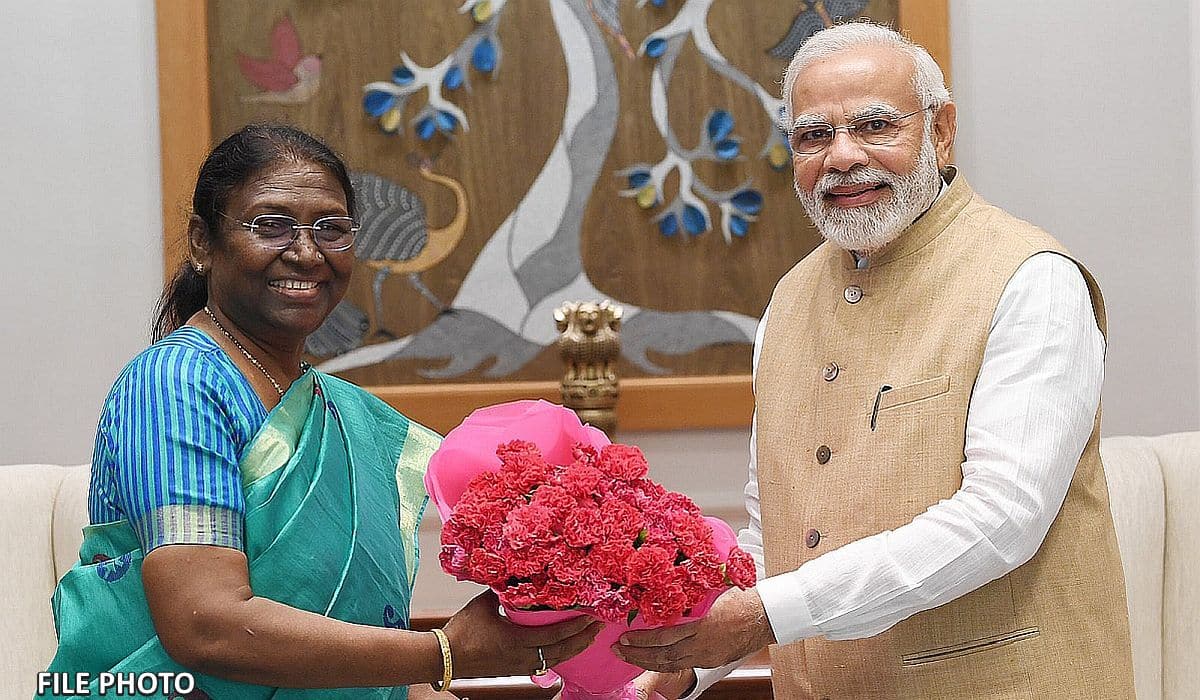 Prime Minister expresses gratitude to Rashtrapati Ji for her warm wishes and kind words