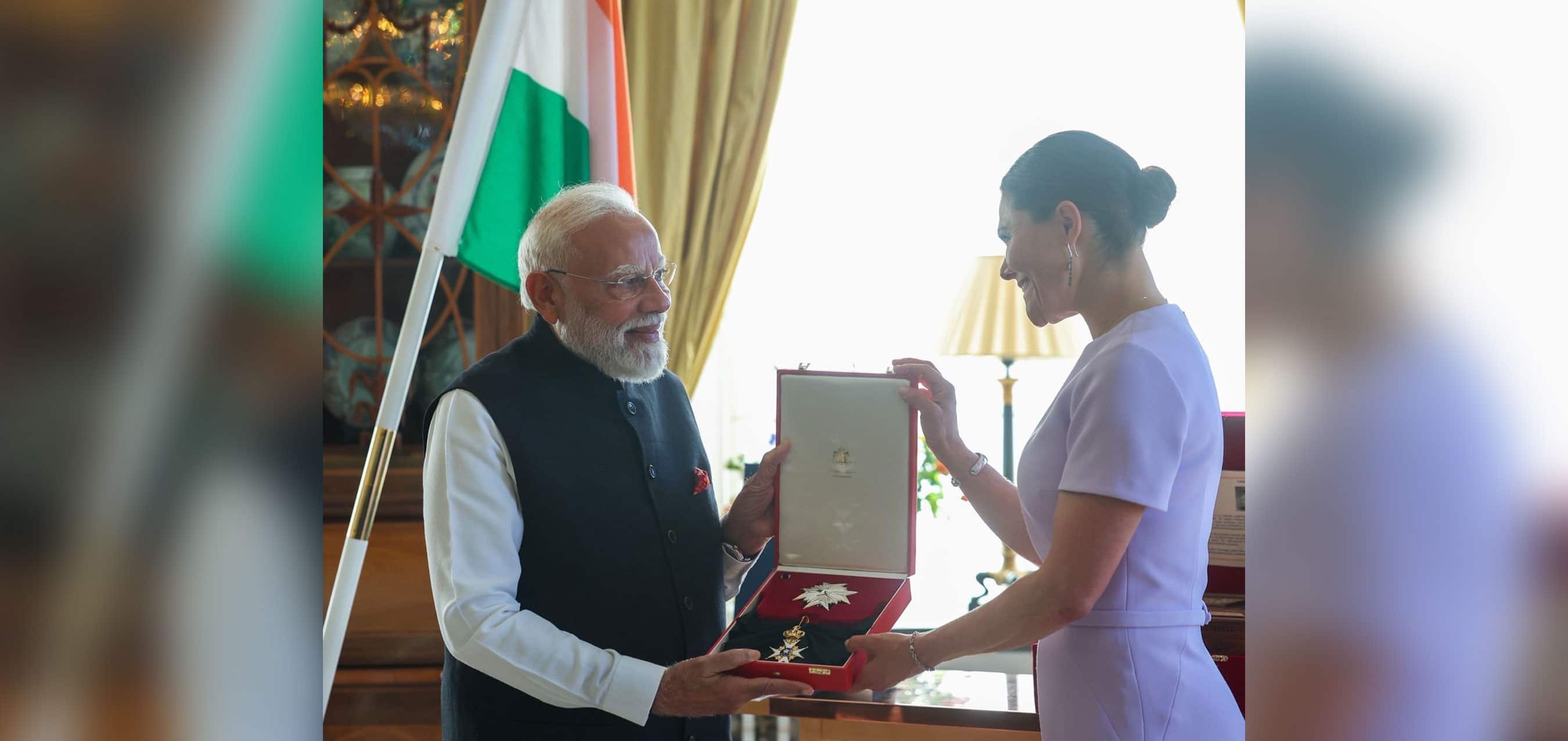 Prime Minister receives the Royal Order of the Polar Star, Degree Commander Grand Cross in Sweden