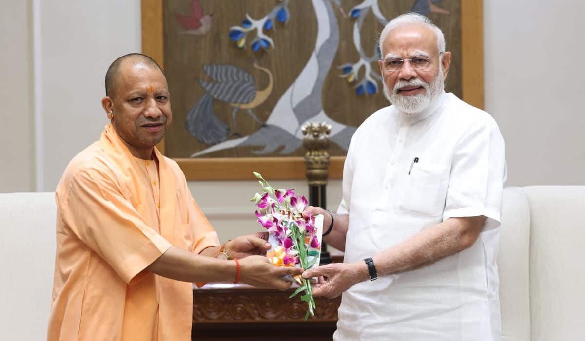 Uttar Pradesh Chief Minister meets Prime Minister