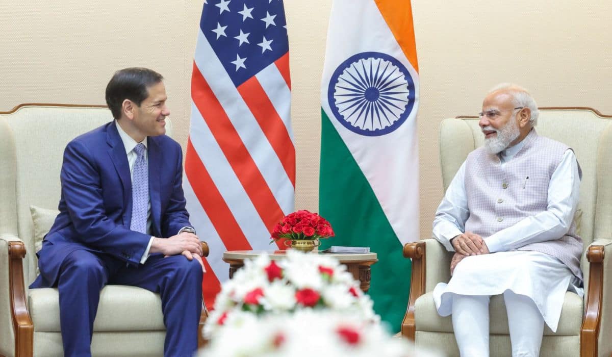 U.S. Secretary of State calls on Prime Minister Shri Narendra Modi