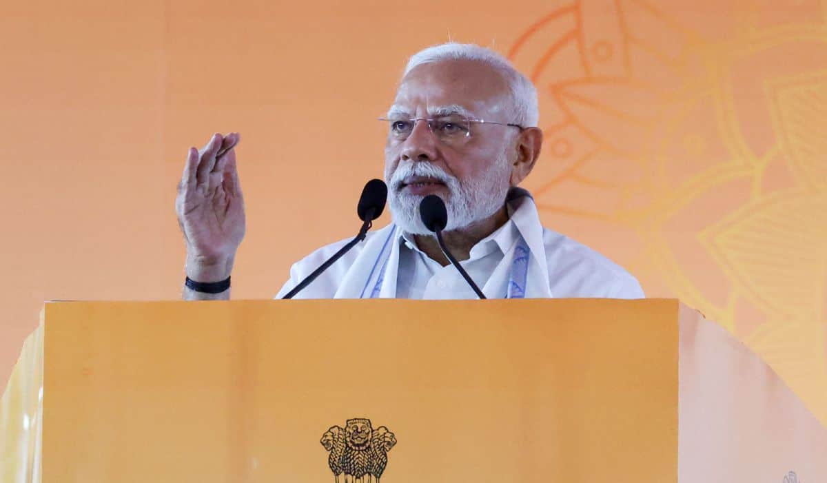 Today, with our efforts, we are taking forward the vision of a developed Tamil Nadu and a developed India: PM Modi in Thoothukudi Today, with our efforts, we are taking forward the vision of a developed Tamil Nadu and a developed India: PM Modi in Thoothukudi