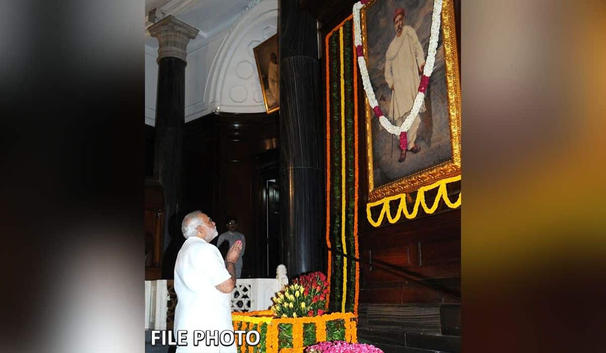 Prime Minister pays tributes to Lokmanya Tilak on his birth anniversary