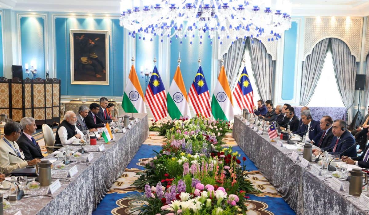 Text of PM's remarks during delegation-level talks with Malaysian Prime Minister, Anwar Ibrahim