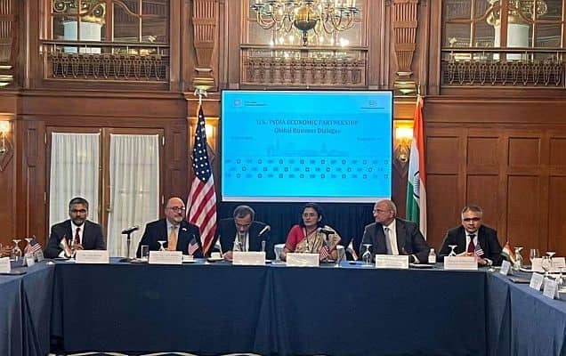 India's strong growth outlook intact despite global volatility: Govt 