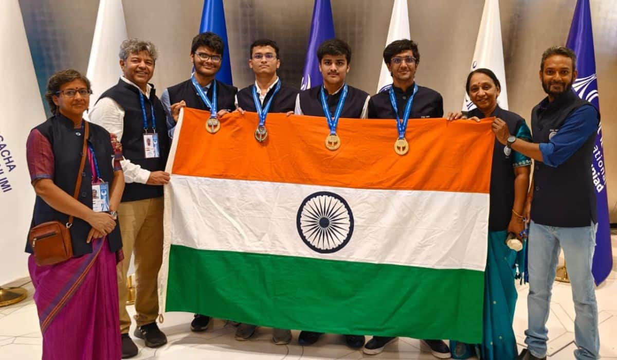Prime Minister congratulates Indian students on winning Gold Medals at the 58th International Chemistry Olympiad