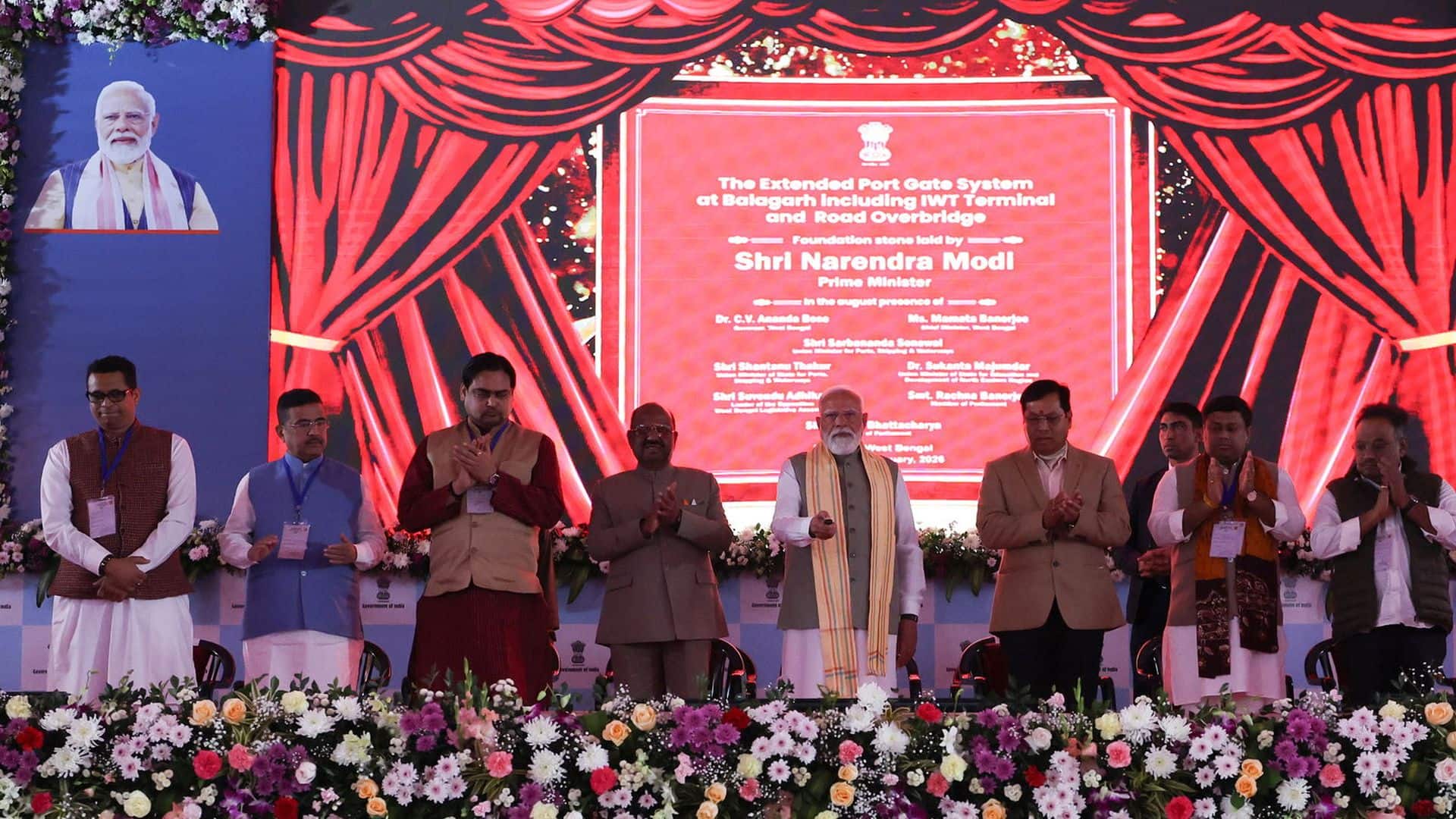 पीएम मोदी ने पश्चिम बंगाल के सिंगूर में करीब ₹830 करोड़ की विकास परियोजनाओं की शुरुआत की