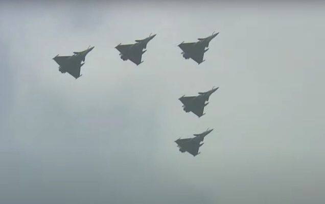 In a first on R-Day, largest-ever fleet of 75 aircraft dominates skies; aerial view from cockpit shown at flypast