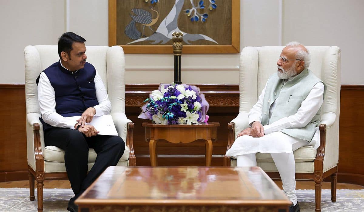 Chief Minister of Maharashtra meets Prime Minister