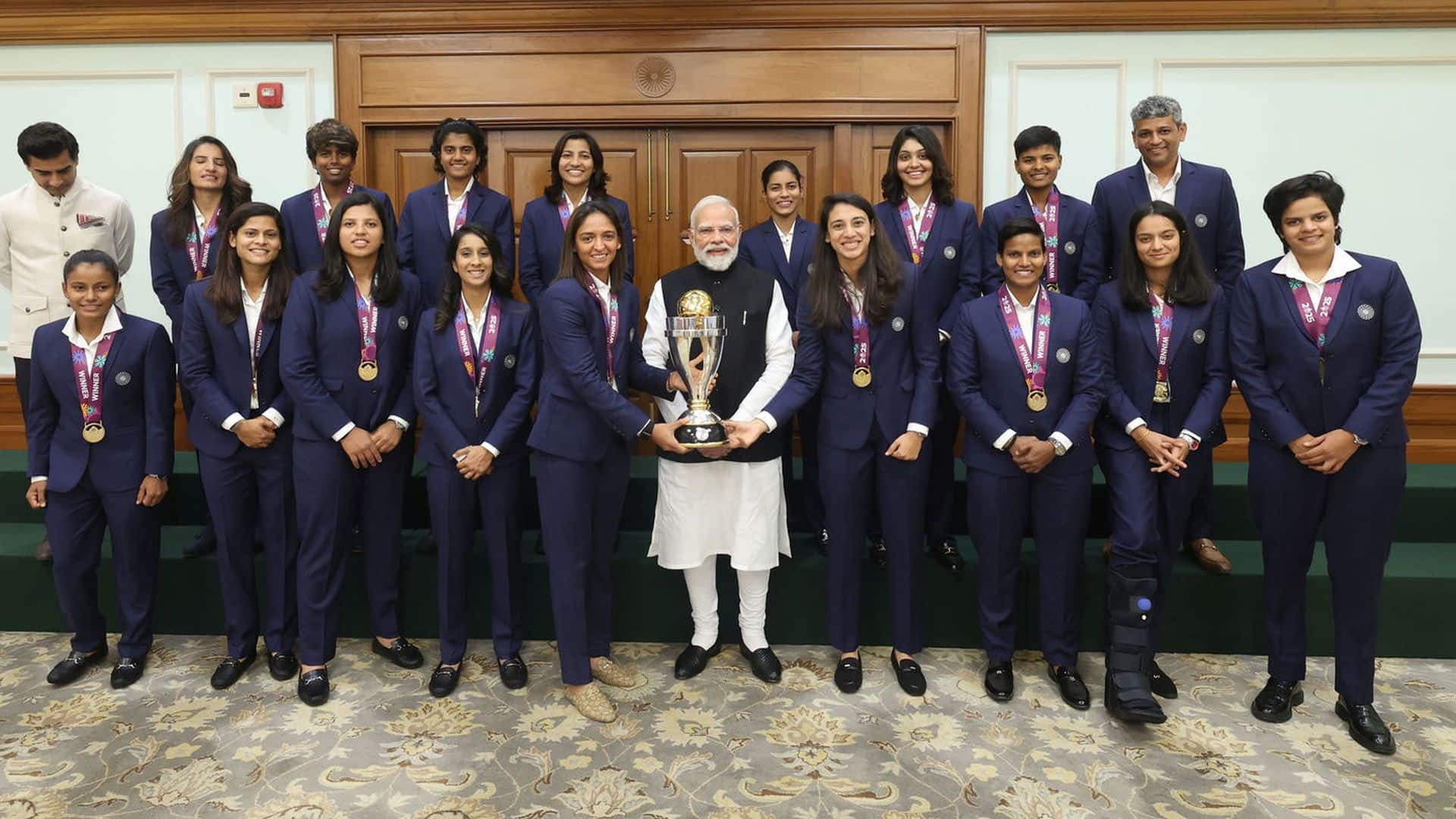 ఐసీసీ మహిళల ప్రపంచ కప్ ఛాంపియన్లతో ప్రధానమంత్రి సంభాషణ