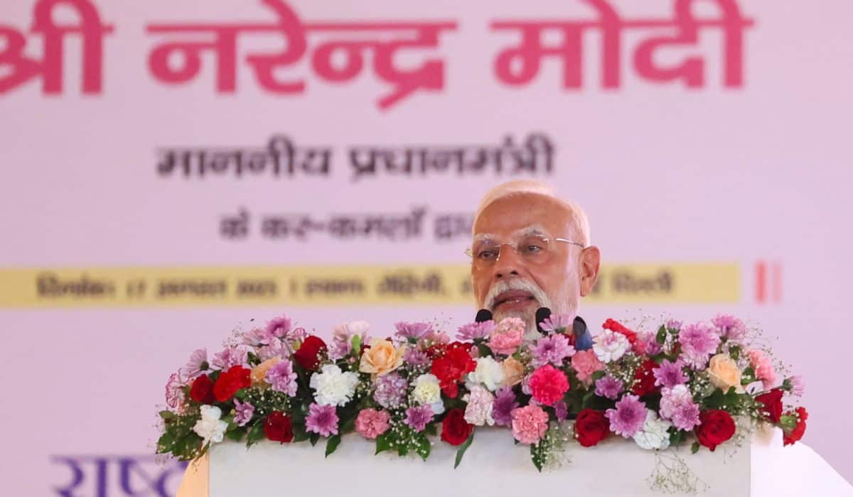 We are making Delhi a model of growth that reflects the spirit of a developing India: PM Modi