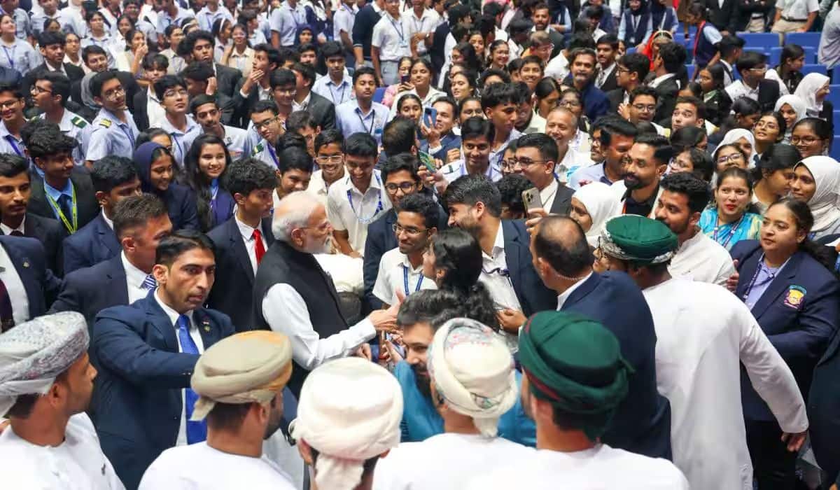 Prime Modi addresses the Indian community in Oman