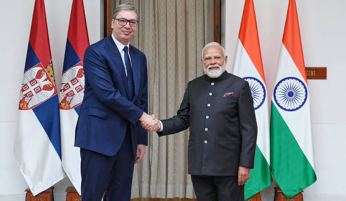 President of Serbia meets Prime Minister