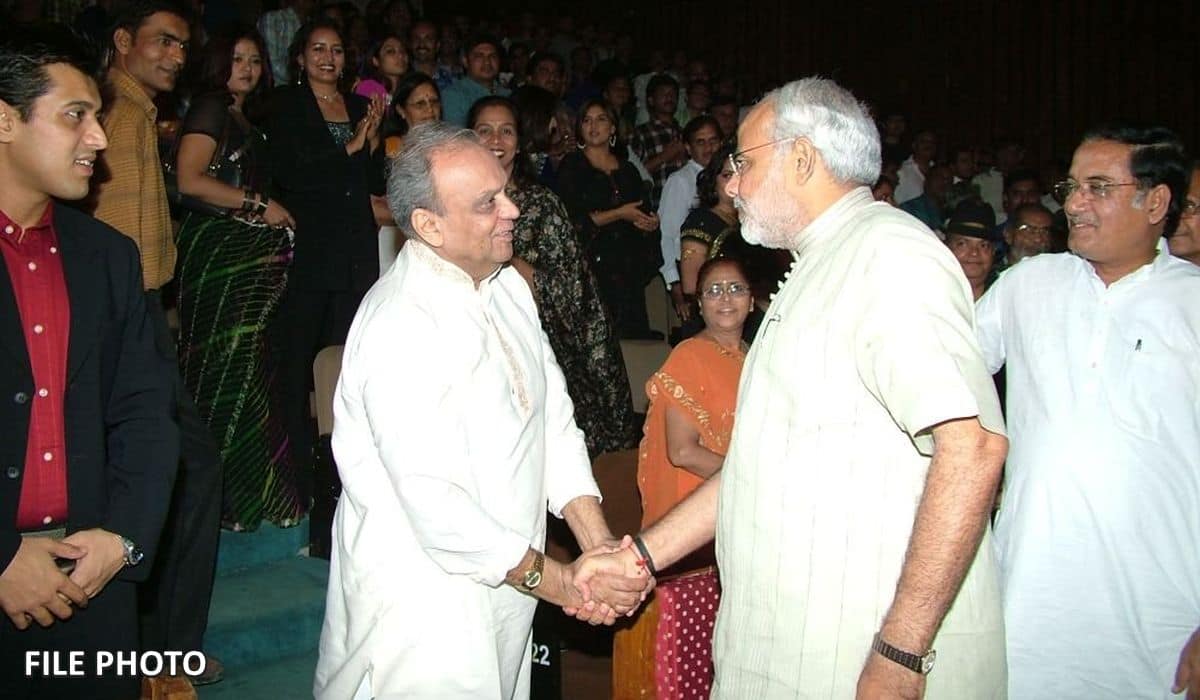 Prime Minister condoles the passing of renowned Gujarati music composer Shri Gaurang Vyas