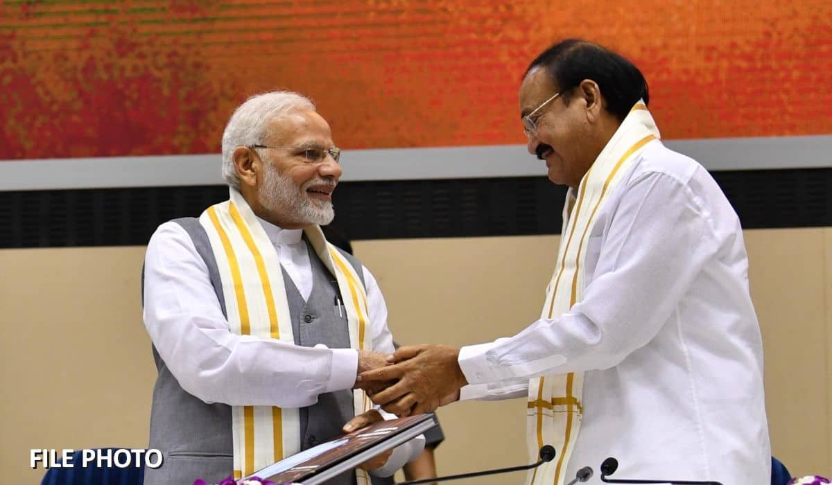 ‘गढ़ रहे नए भारत की कहानी’: पीएम मोदी के जन्मदिन पर एम. वेंकैया नायडू