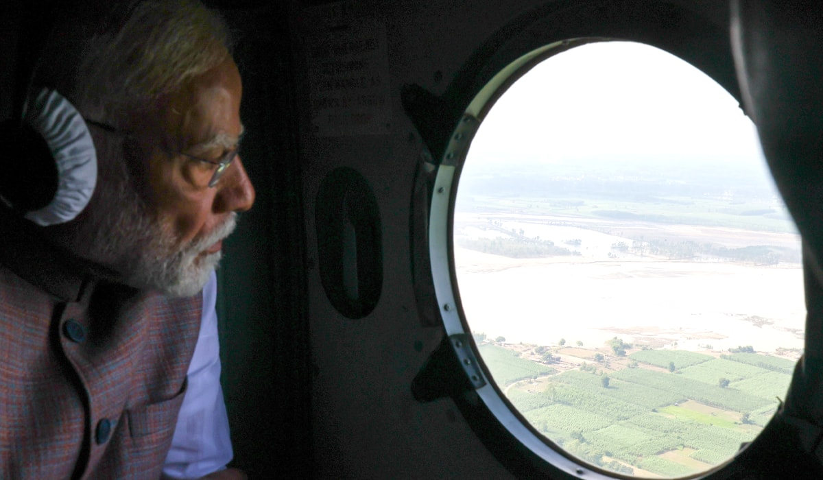 PM undertakes aerial survey of flood affected areas of Punjab