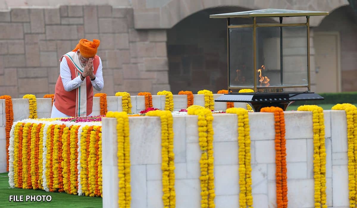 Prime Minister pays homage to Father of the Nation, Mahatma Gandhi