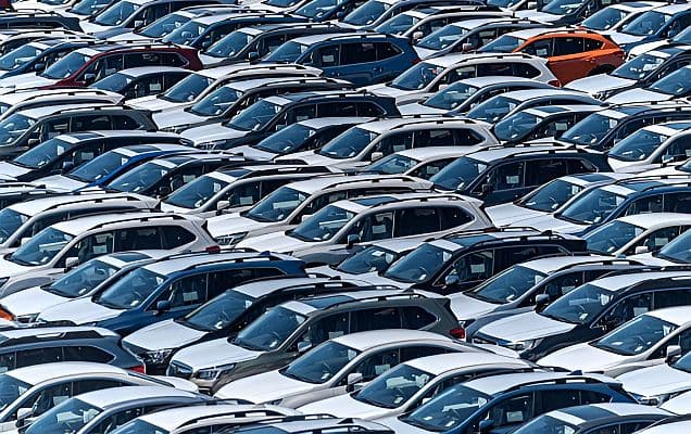 India Auto Sales FY26 hit record 4.7M; Mahindra overtakes Tata as GST & EV boom drive demand