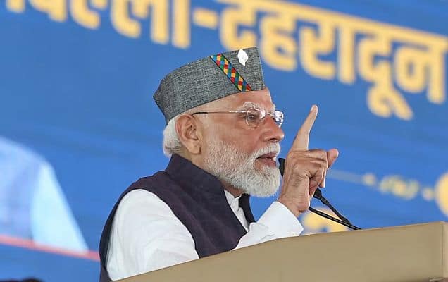 PM Modi urges people to take 9 pledges on health, saving water, others 