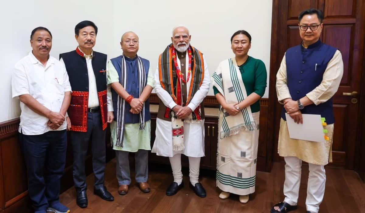 Prime Minister reviews flood situation in Arunachal Pradesh and Nagaland with MPs from the two states