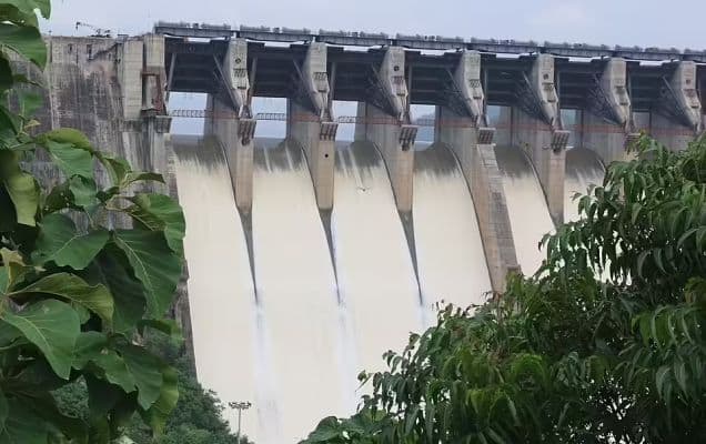One of the world’s first canal-top solar projects placed a 750-meter solar array above an Indian irrigation canal, generating clean power while saving an estimated 9 million liters of water each year