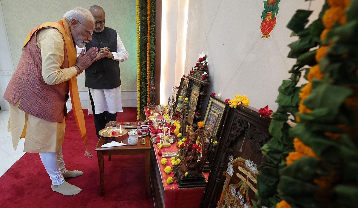 Prime Minister calls on Vice President of India, Shri C. P. Radhakrishnan